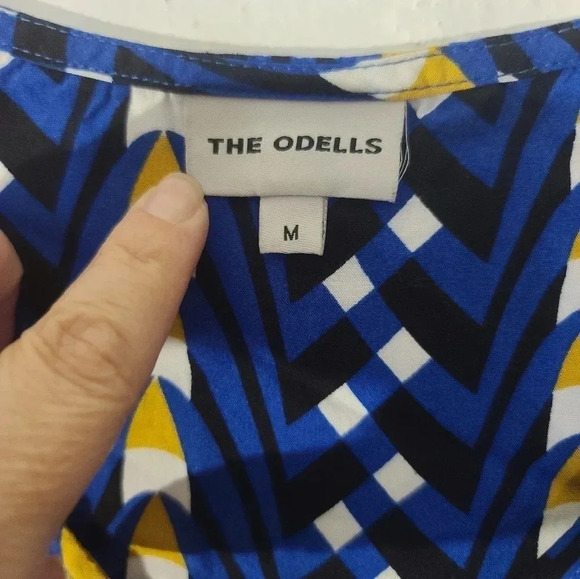 The Odells | Alisha Blue Geo Print Shirt Sz M ~ 3/$15 - Picture 6 of 8